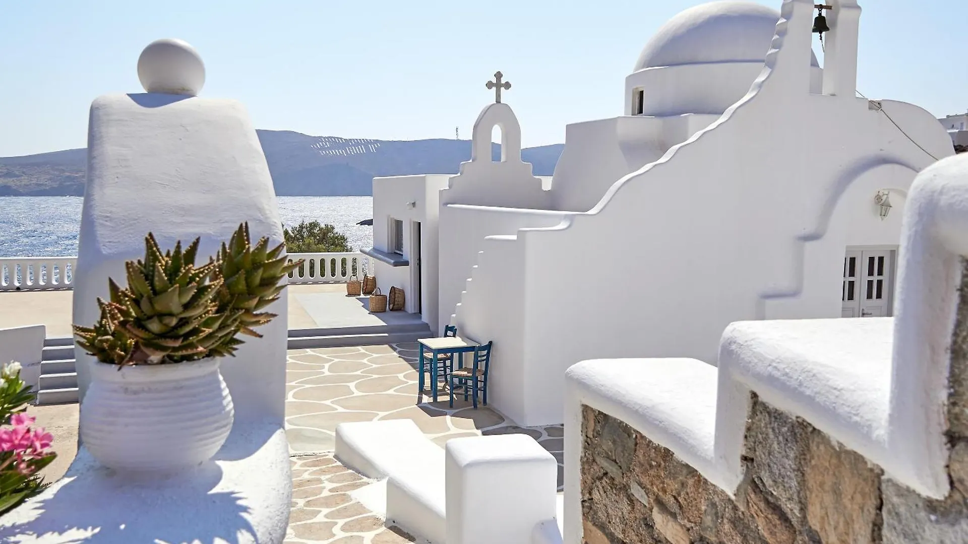 ***  Mykonos Lolita, A Grecotel Resort To Live Mykonos Town Grécia
